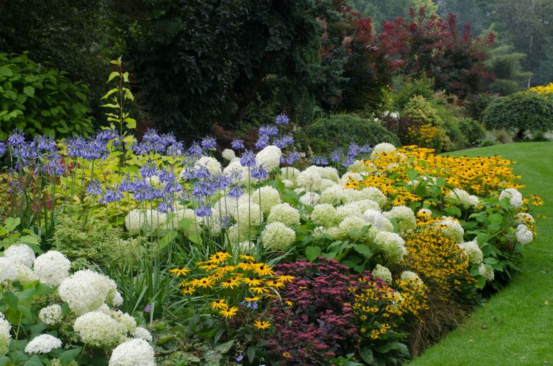 Flower Landscaping in Honolulu, HI